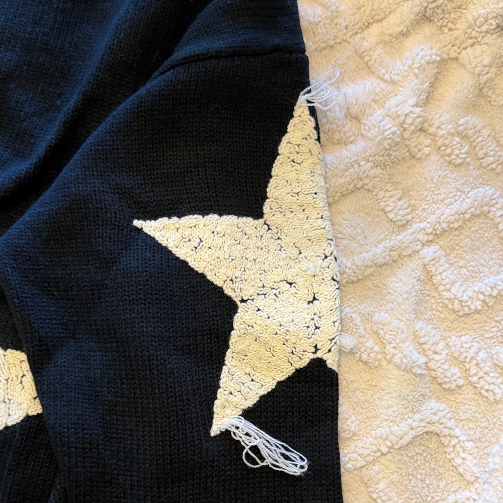 Fantastic Fawn Black and Cream Star Sweater NEW - Picture 4 of 7